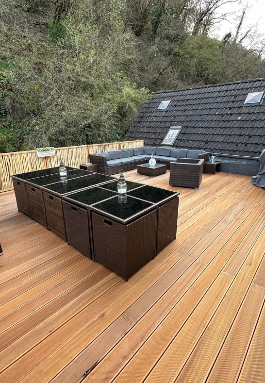 Terasse | &copy; Uli K&uuml;rbis