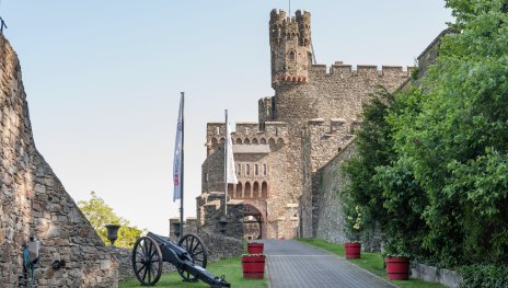 Burg Reichenstein | &copy; Andreas Pacek, fototour-deutschland.de, Romantischer Rhein Tourismus GmbH