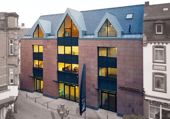 Stadthalle Außenansicht | © Anja Schlamann Stadthalle Außenansicht | © Anja Schlamann