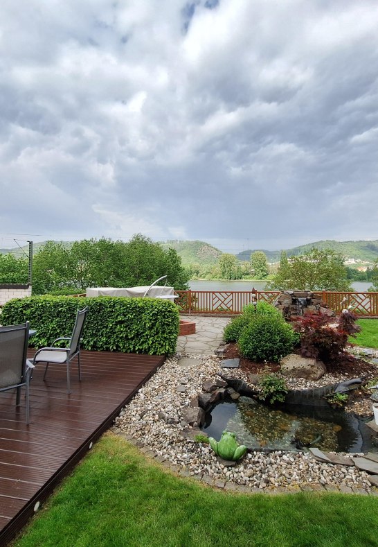Garten_weitere Sitzm&ouml;glichkeit | &copy; Tourist-Info Erlebnis Rheinbogen
