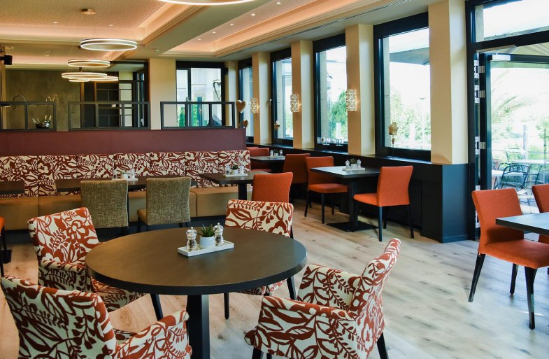 Restaurant | &copy; &copy; Peter Seydel