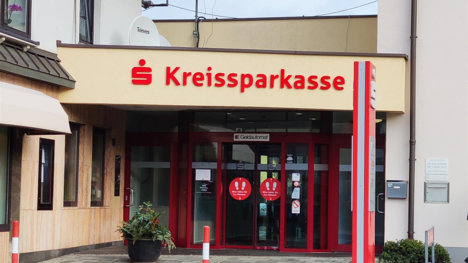 Kreissparkasse Eingang | &copy; Tourist-Information Bad Breisig