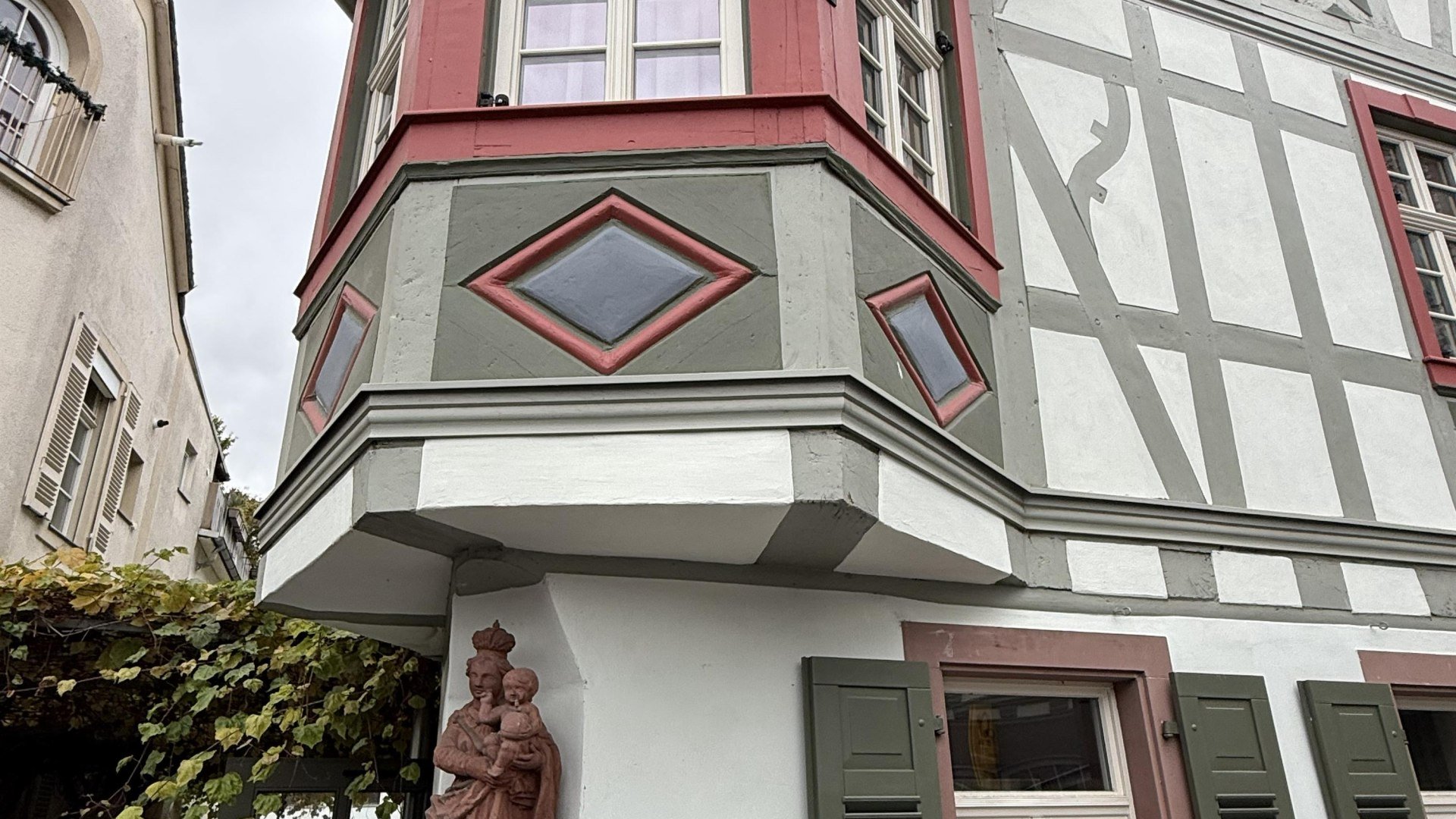 Café und Bistro Grüner Baum meets Abel | © Rheingau- Raunus Kultur und Tourismus GmbH Café und Bistro Grüner Baum meets Abel | © Rheingau- Raunus Kultur und Tourismus GmbH