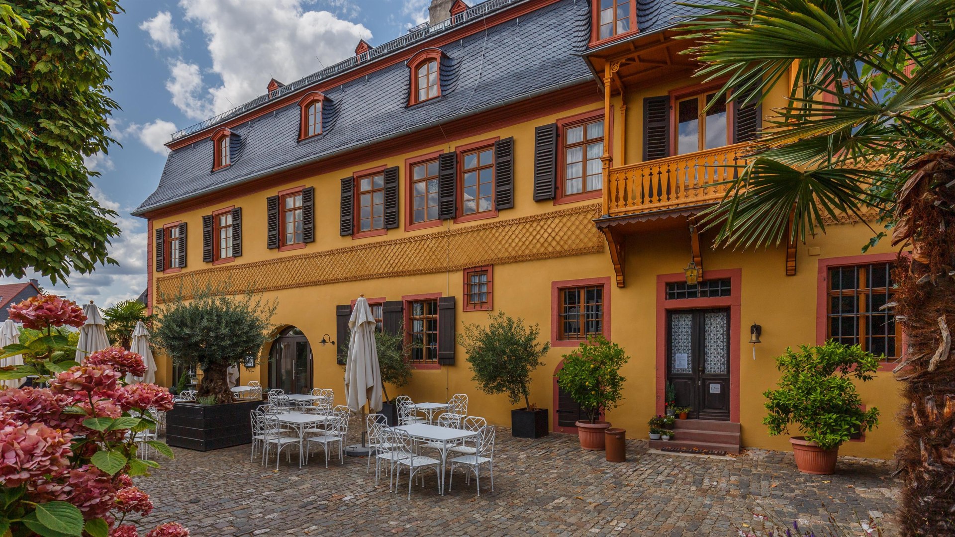 Außenansicht Brentanohaus | © Michael Leukel Außenansicht Brentanohaus | © Michael Leukel