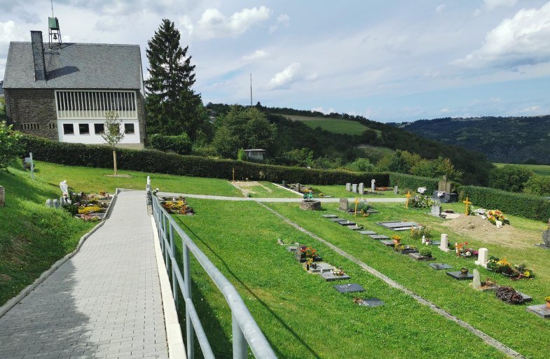 Friedhof Henschhausen | &copy; Sabine Pilger