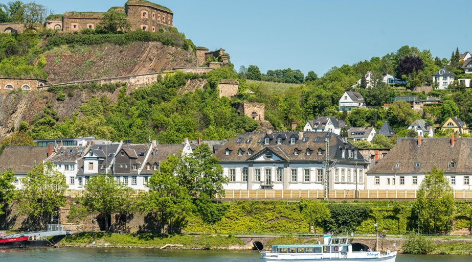 F&auml;hre mit Festung | &copy; Koblenz-Touristik GmbH / Dominik Ketz