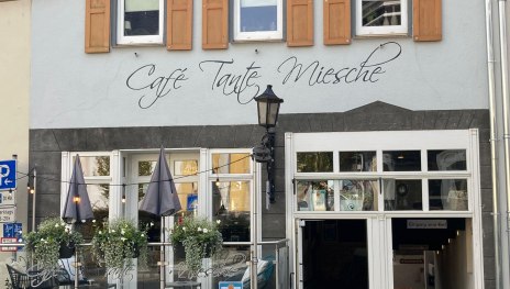 Au&szlig;enansicht Caf&eacute; Tante Miesche | &copy; Caf&eacute; Tante Miesche