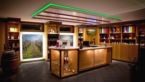 Vinothek Weinhof Martin | &copy; Weinhof Martin