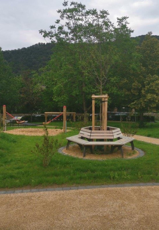 Sitzgruppe | © Gemeinde Spay, Peter Heil Sitzgruppe | © Gemeinde Spay, Peter Heil