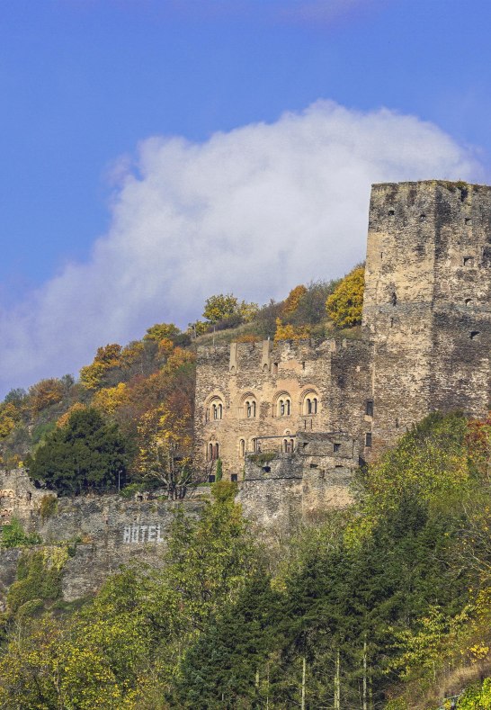 Burg Gutenfels im Herbst | &copy; Friedrich Gier