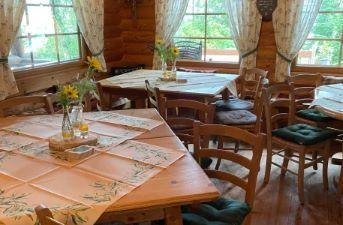 Eicher Hütte innen | © Ferdinand Stiegler Eicher Hütte innen | © Ferdinand Stiegler