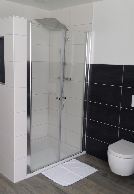 Bad Erdgeschoss | &copy; Nadja Fischbach