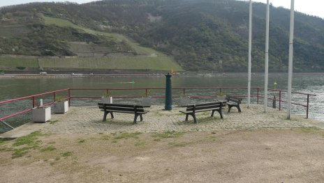 Kranenmauer am Rhein | © RNT Kranenmauer am Rhein | © RNT