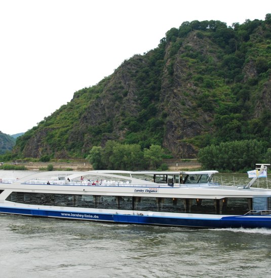 Schwimmende Weinprobe | &copy; Tourist Information