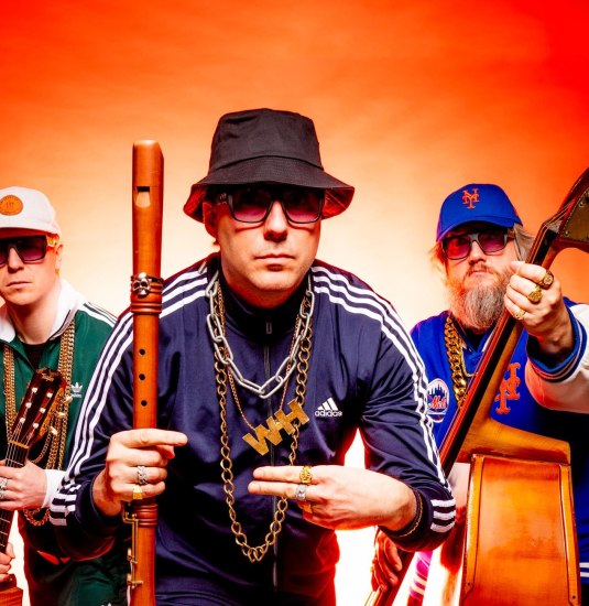 Wildes Holz Pressefoto Blockparty 6 ©Harald Hoffma | © Harald Hoffmann Wildes Holz Pressefoto Blockparty 6 ©Harald Hoffma | © Harald Hoffmann