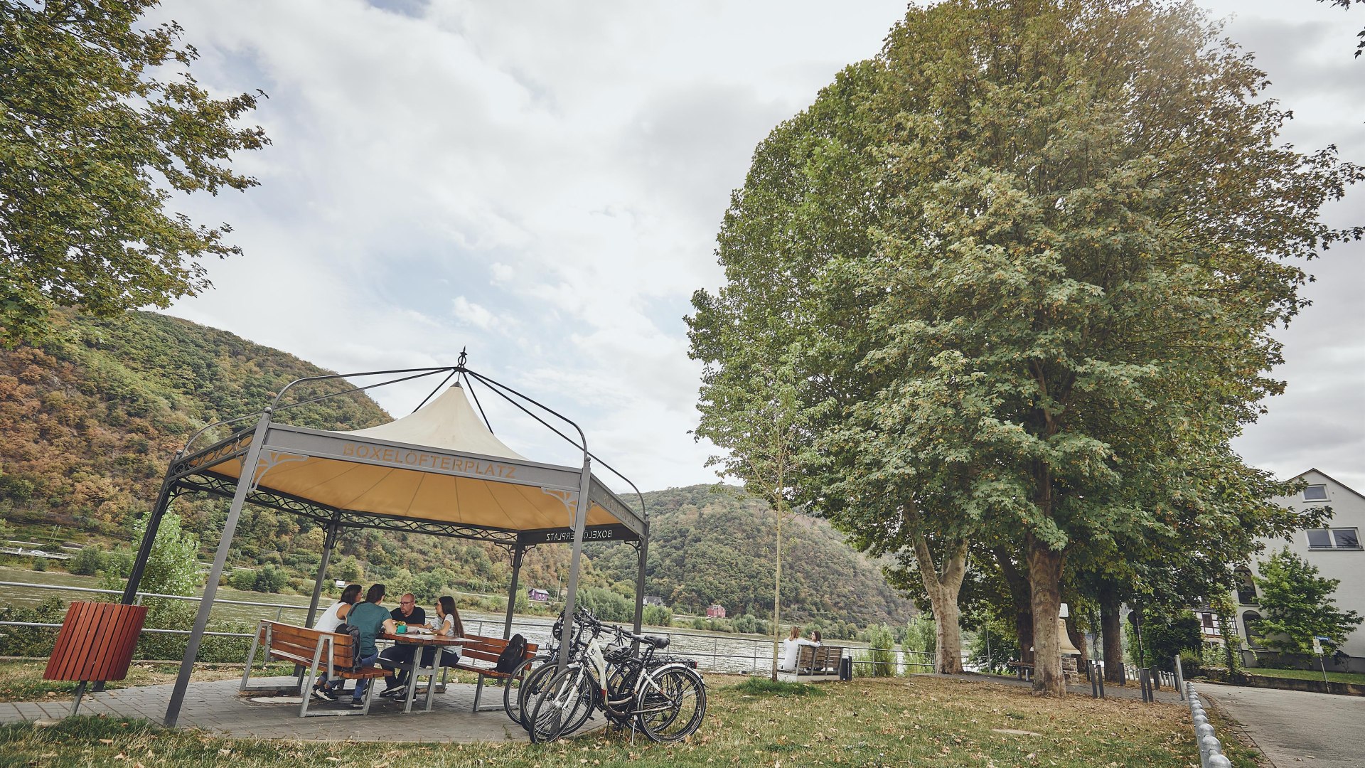 Platz | © Tourist-Info Erlebnis Rheinbogen Platz | © Tourist-Info Erlebnis Rheinbogen