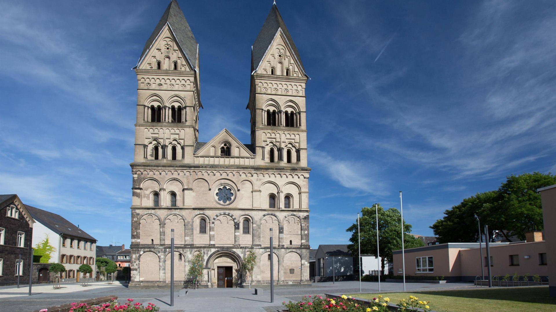 Mariendom Vorderansicht | &copy; 90 Grad Photogrphy/Hilger & Schneider GbR