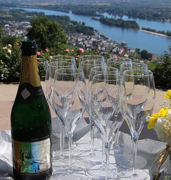 Hochzeit - Sektempfang | © Niederwald Gastronomie im Besucherzentrum GmbH Hochzeit - Sektempfang | © Niederwald Gastronomie im Besucherzentrum GmbH