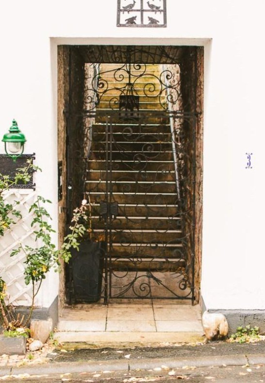 Au&szlig;en Zugeschnitten | &copy; Heinrich