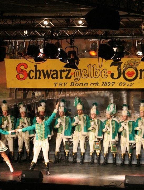 Auftritt 6 | &copy; Husarencorps Gr&uuml;n-Weiss Linz 1965 e.V.