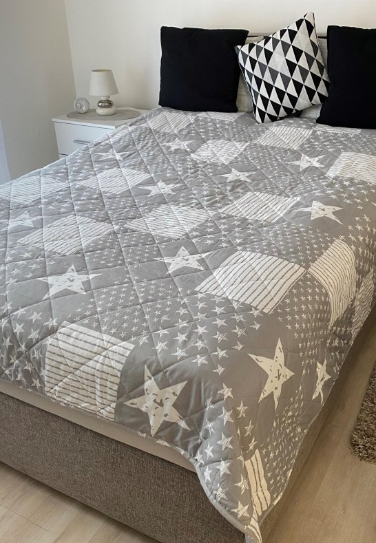 Schlafzimmer | &copy; Fewo Reif