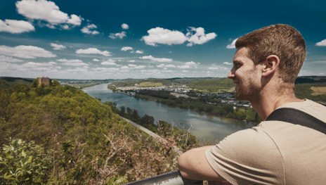 Aussicht Reutersley auf Burg Rheineck | © Marco Rothbrust Aussicht Reutersley auf Burg Rheineck | © Marco Rothbrust