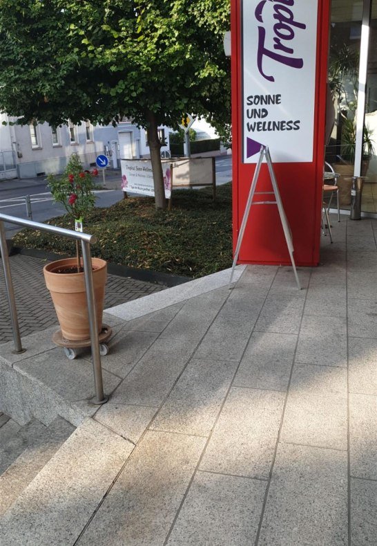 Tropical 4 | &copy; Jessica Bonnek