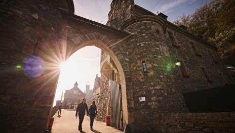 Torbogen Burg Reichenstein | &copy; Marco Rothbrust, Romantischer Rhein Tourismus GmbH