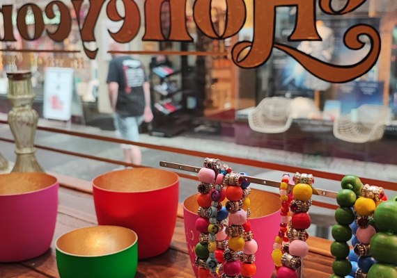 Honeycomb 2 | &copy; Anna & Eva T&ouml;rtlichkeiten GbR