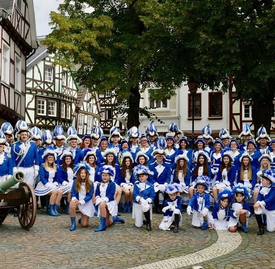 Funkencorps Blau-Wiess 1968 e.V. Linz am Rhein | © Funkencorps Blau-Wiess 1968 e.V. Linz am Rhein Funkencorps Blau-Wiess 1968 e.V. Linz am Rhein | © Funkencorps Blau-Wiess 1968 e.V. Linz am Rhein
