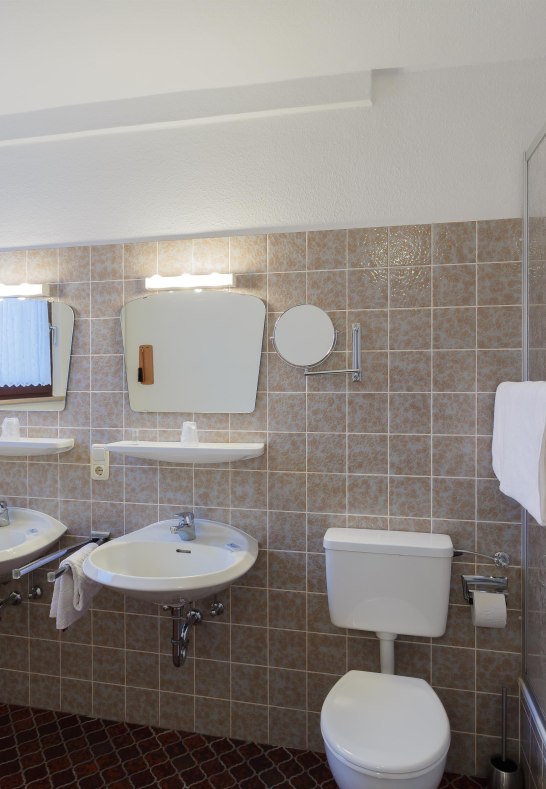 Hotel Und Weinhaus Engel Badezimmer | © Beate Albus