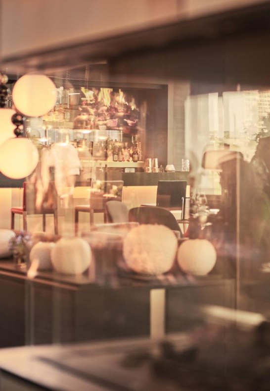 F&Auml;HRHAUS Koblenz Hotel Bar | &copy; Picture Colada GmbH