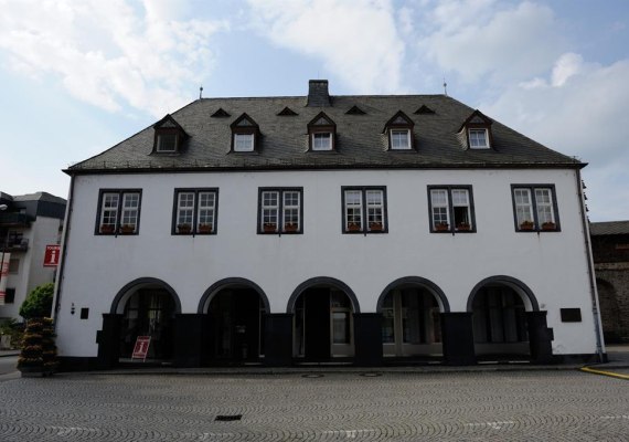 Touristinformation Lahnstein im Salhofgeb&auml;ude | &copy; Stadt Lahnstein