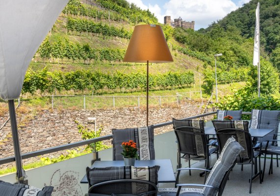Weingut W Persch - Sennerhof - Oberwesel, Mittelr2 | &copy; Weingut W. Persch