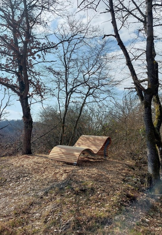 Liegebank | © TI Erlebnis Rheinbogen Liegebank | © TI Erlebnis Rheinbogen