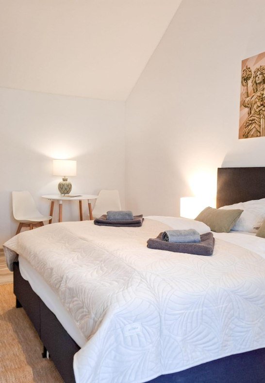 WhatsApp Imagvvbbe 2026-02-26 at 17.17.22 | &copy; K. Barth