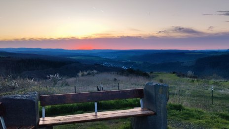 Aussichtspunkt bei Sonnenuntergang | &copy; Sabrina Neihs, Romantischer Rhein Tourismus GmbH