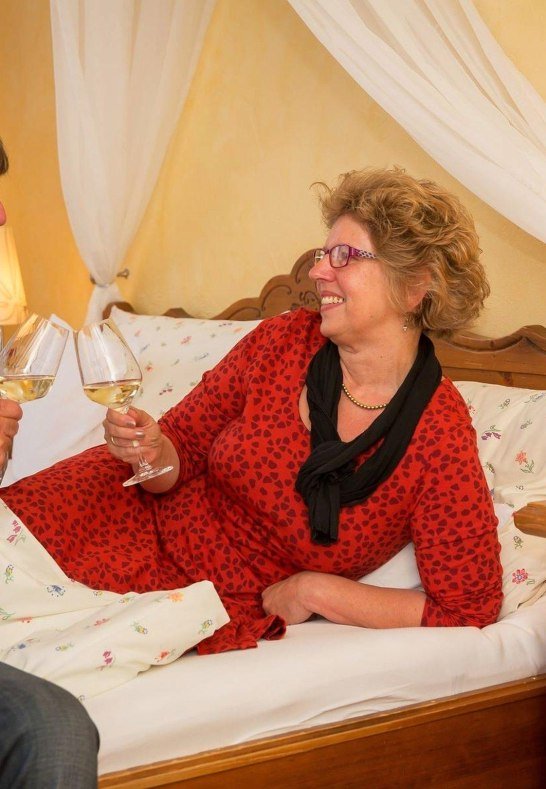 Comfort Room Plus Oelsberg Couple | &copy; Weinhaus Weiler