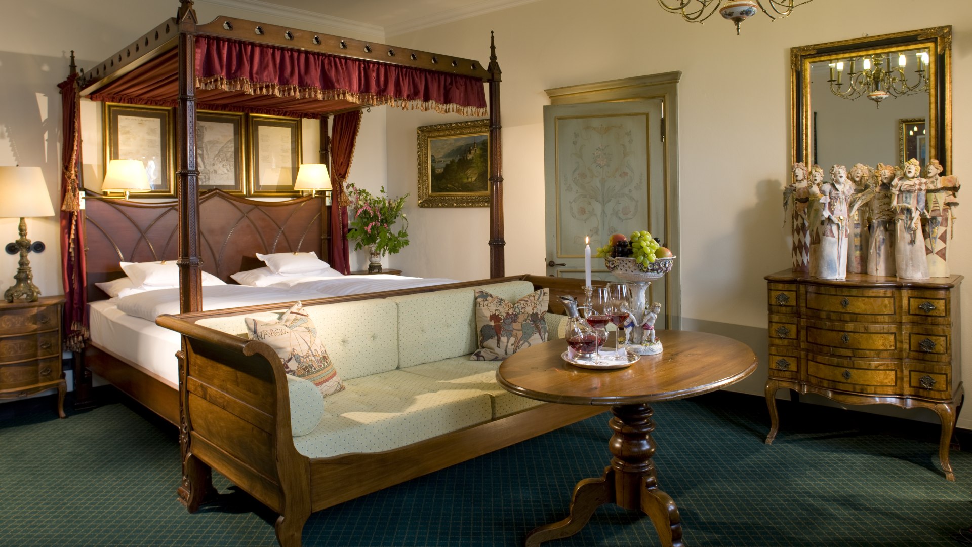 7-Jungfrauen-Kemenate im Burghotel Auf Schönburg, Oberwesel | © Volker Linger